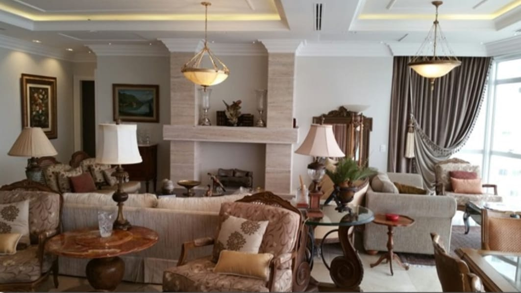 Vende-se apartamento em Balneário Camboriú/SC
